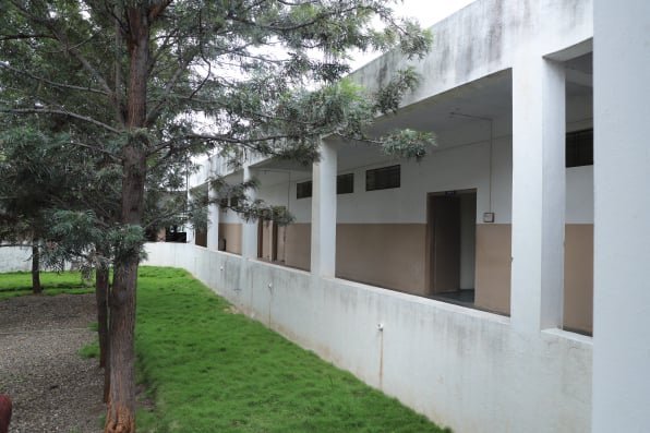 img-2068-596x397