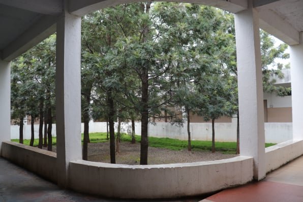 img-2108-596x397